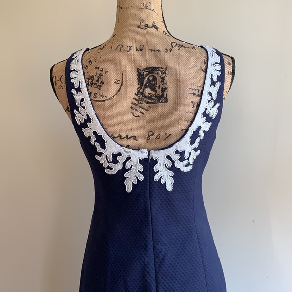 Lilly Pulitzer blue white jacquard sheath dress 2 - Picture 6 of 16